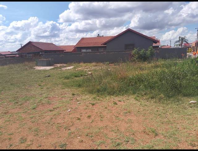 LAND FOR SALE IN SOSHANGUVE WW